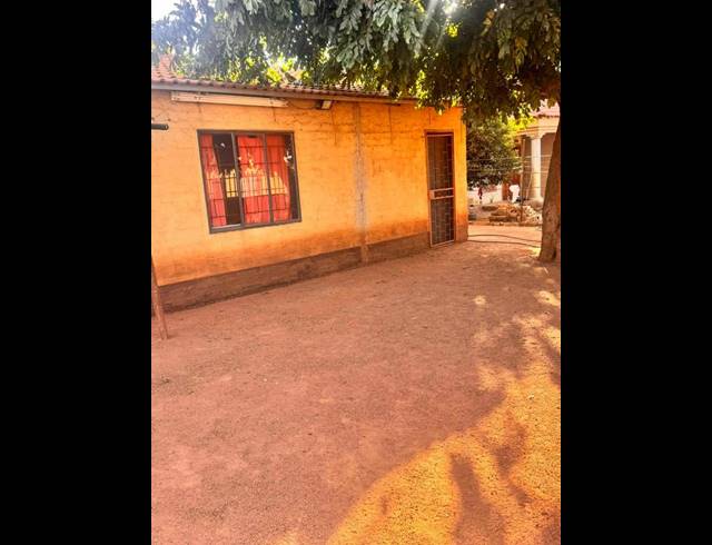 2 BEDROOM HOUSE FOR SALE IN SOSHANGUVE SOUTH